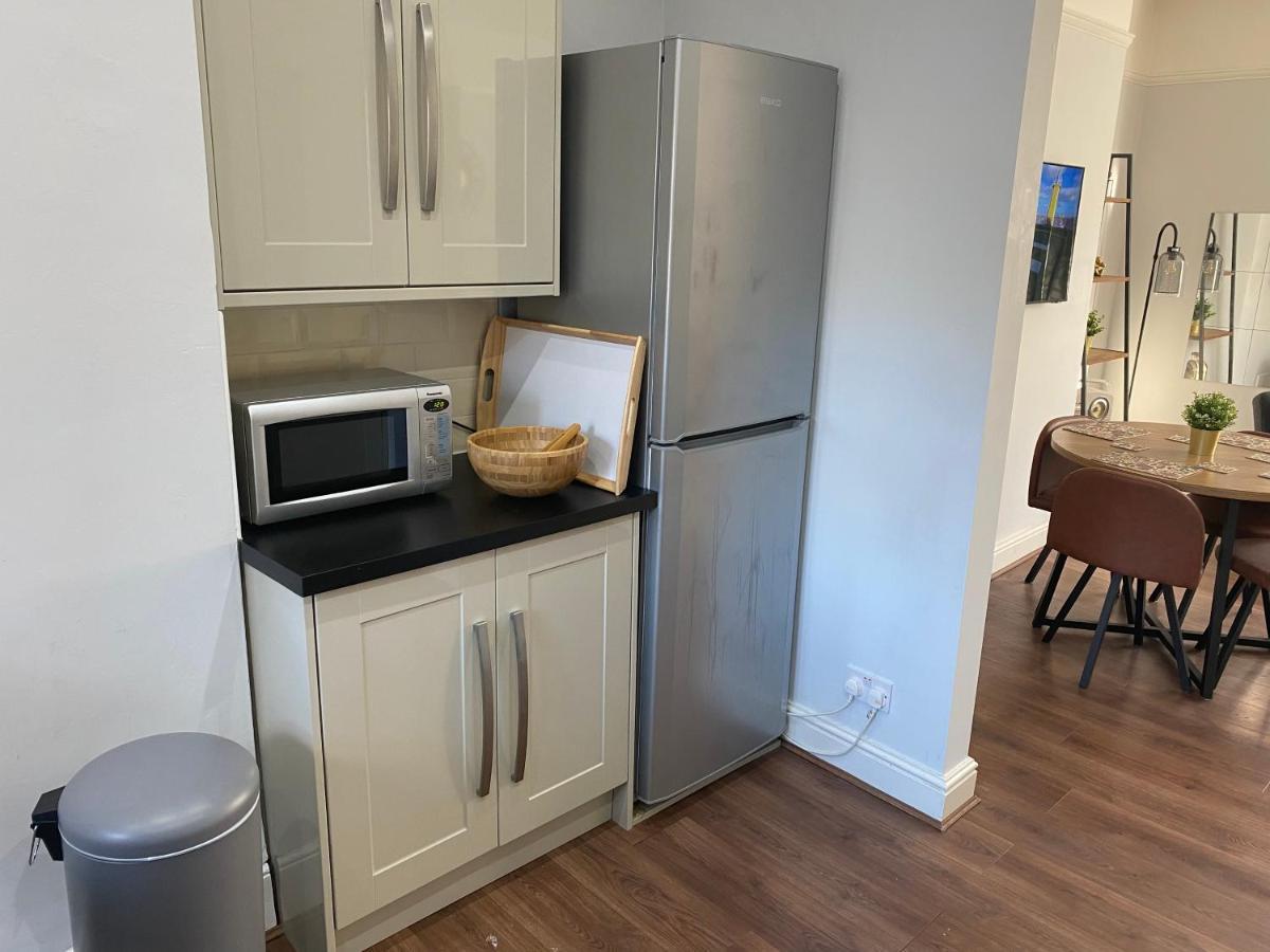 Invicta Apartment Άσφορντ Εξωτερικό φωτογραφία